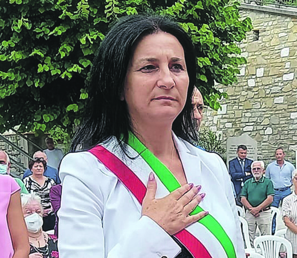 Colpo di scena a Belmonte: Anita Di Primio rinuncia alla corsa