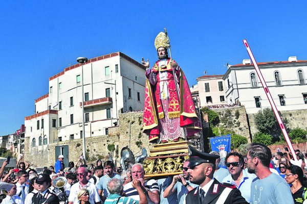 La processione di San Basso “a gonfie vele” | PrimoPiano Molise
