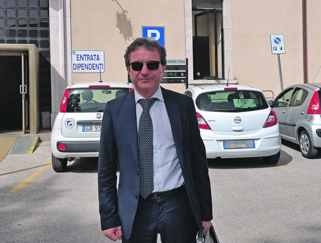 Prima tappa al Cardarelli, poi in via Petrella Di Santo: lavoro di squadra per uscire dal guado