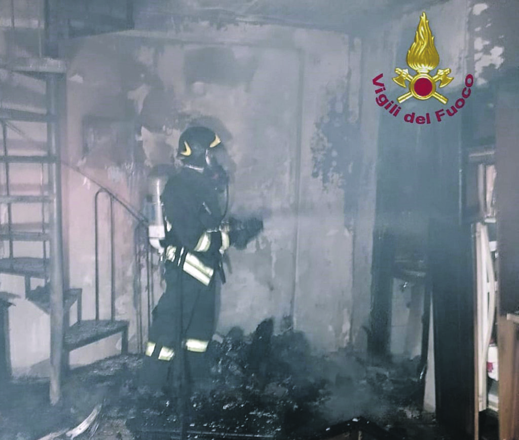 Abitazione in fiamme a Vinchiaturo: nessun ferito ma immobile inagibile
