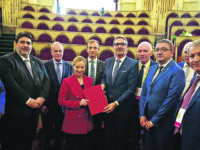 Autonomia, infrastrutture e sanità: Regioni al centro della scena politica