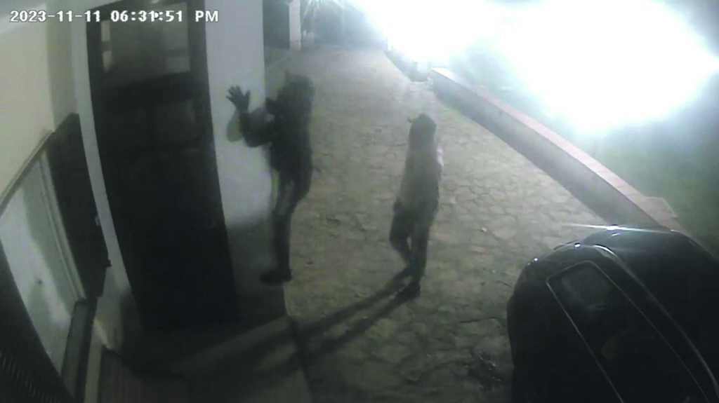 Allarme furti a Campobasso, in rete i video dei ladri ‘funamboli’