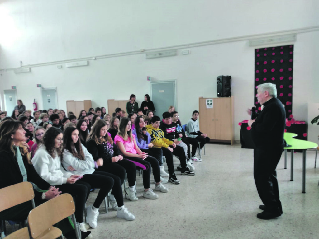 Guglionesi. Il vescovo a confronto coi ragazzi millennials