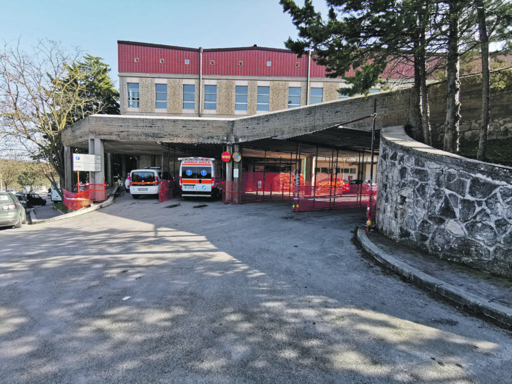 Dirigente trasferito in ambulanza a Pescara, il Nas al Cardarelli