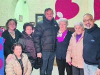 Isernia. Sorpresa fra le merlettaie, il turista è Christian De Sica