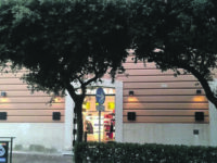 Termoli. A volto scoperto rapina la profumeria Sephora, giovane fugge con 200 euro in pieno centro