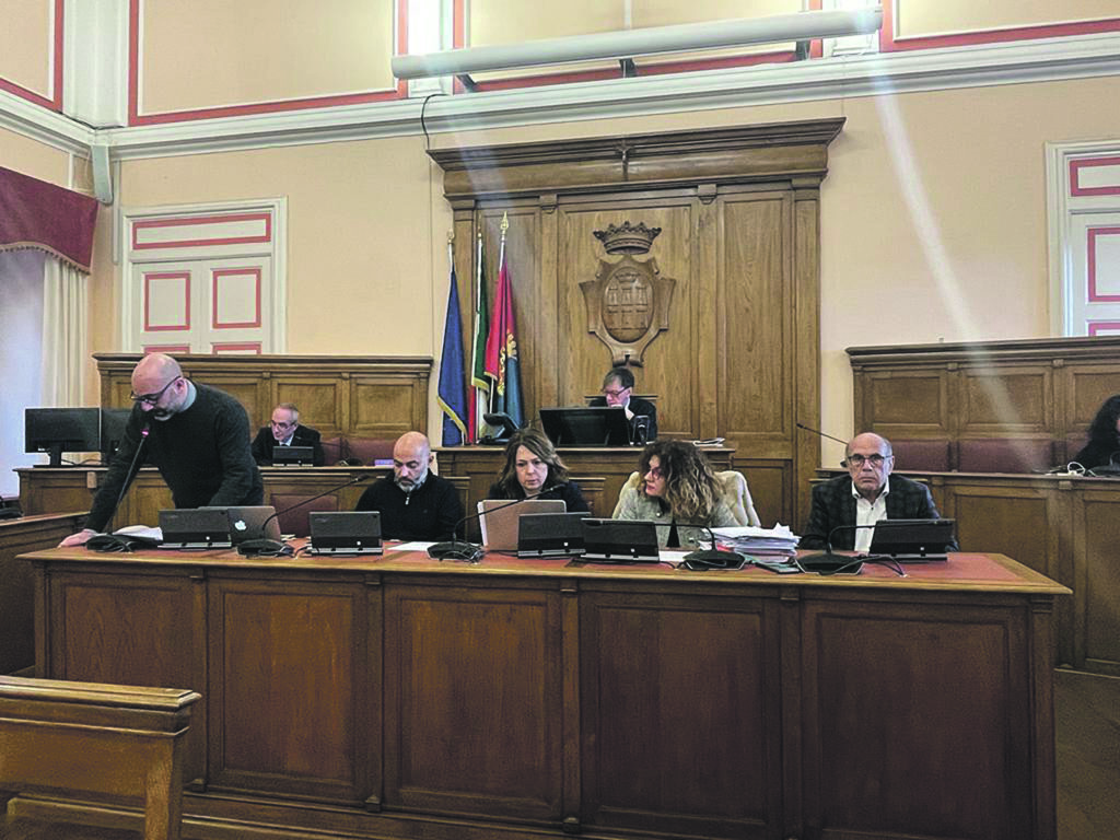 Campobasso. Dup e bilancio di previsione da 120 milioni, la giunta 5 stelle rivendica il risultato