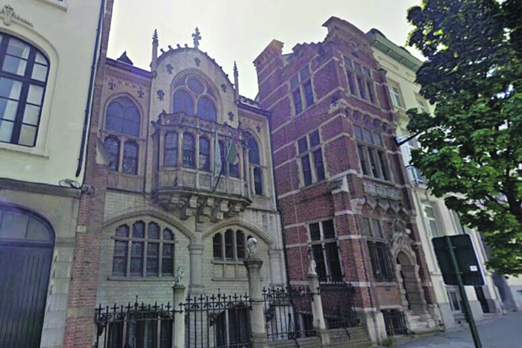 Miti sul viale del tramonto, la sede di Bruxelles occupata dai clochard