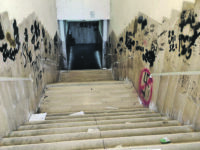 Isernia, il degrado ‘divora’ il sottopasso ferroviario