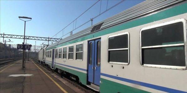 Macchinista muore dopo malore sul treno Pescara-Sulmona