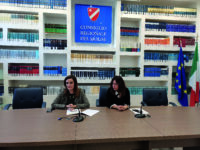 Il Pd ‘demolisce’ l’accordo firmato con Meloni: piano vecchio, parla del passato