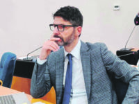 Sanzioni per chi cambia gruppo, il ddl Gravina anti trasformismo