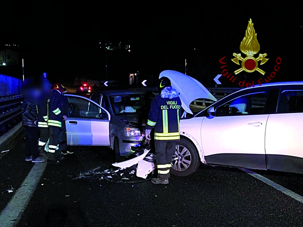 Campodipietra. Scontro frontale sulla strada statale 645, due feriti in ospedale