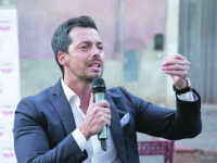 Ennesimo aut aut, Greco pronto a lasciare i 5 stelle