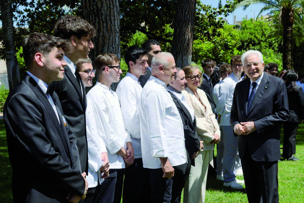 L’emozione degli studenti al Quirinale, l’Alberghiero di Termoli incontra Mattarella
