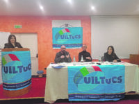 Contratto scaduto da anni e diffide, scioperano i lavoratori delle mense