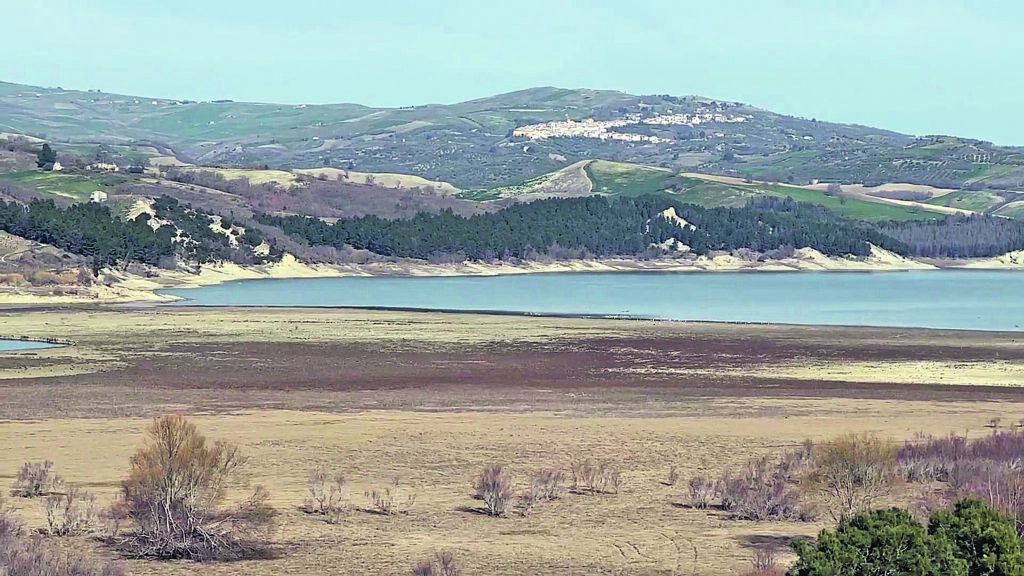Occhito perde 1 milione di metri cubi d’acqua in sole 24 ore