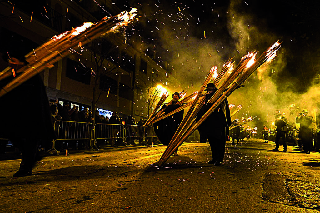 Agnone, la tradizionale 'Ndocciata della vigilia di Natale ©Enrico Barbini