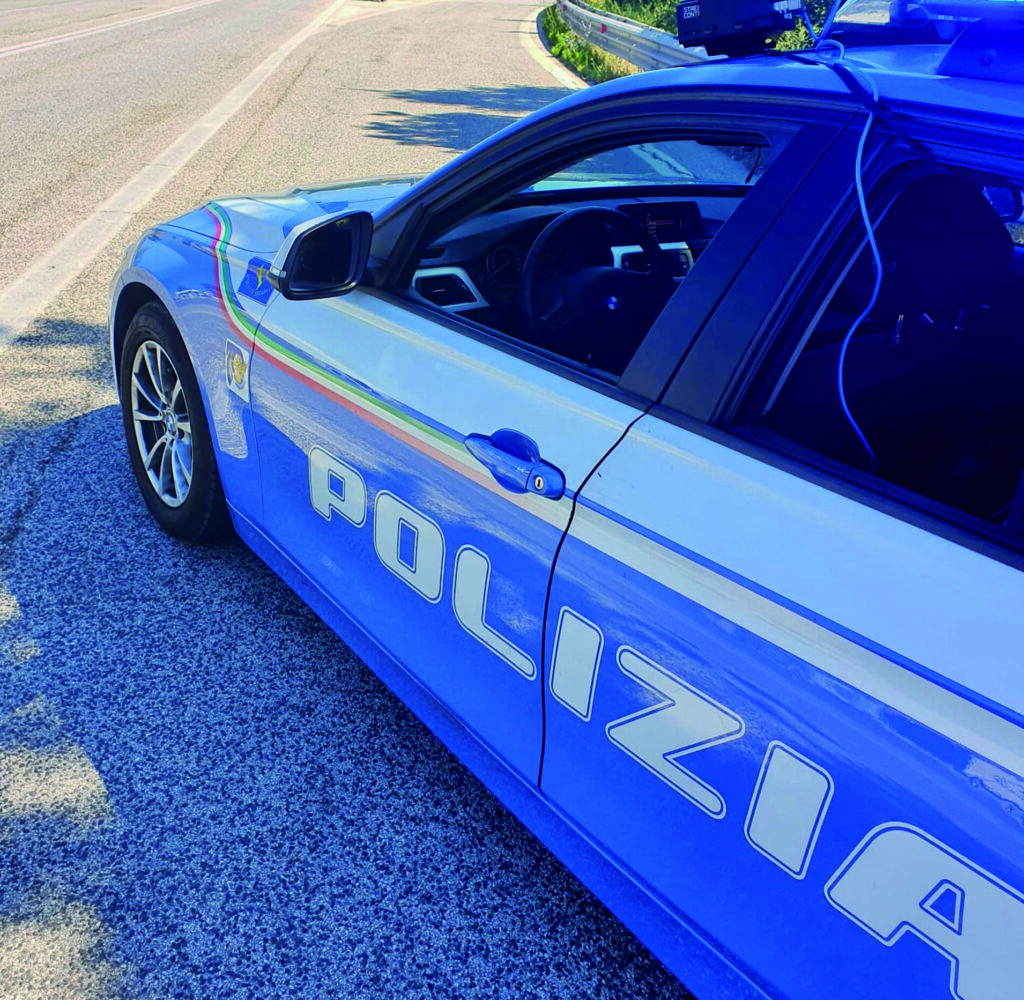 Campobasso. Cellulari alla guida, altra stretta: 11 patenti sospese