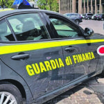 Colli a Volturno. Evade dalla sorveglianza e guida senza patente, fermato dalla Finanza
