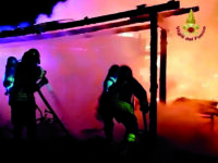 Campobasso. Rimessa agricola in fiamme, strage di animali da cortile e danni alle attrezzature