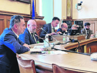 «L’industria dell’auto Ue lotta per sopravvivere»