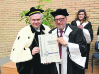 Emozioni e inno alla libertà «dovere e non privilegio», laurea Unimol a Castellitto