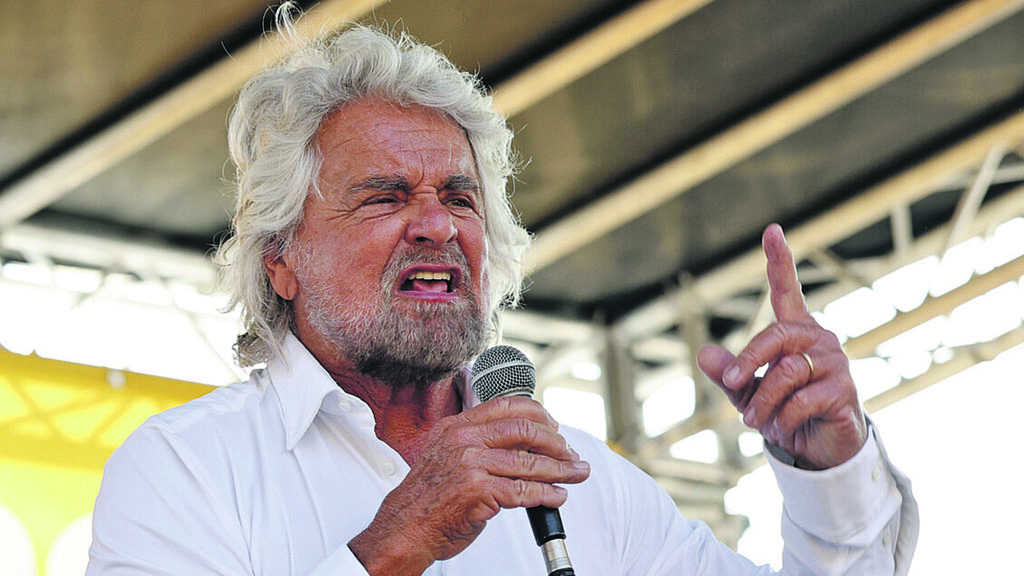 Beppe Grillo rivuole il simbolo. E in Molise? Risiko a 5 stelle