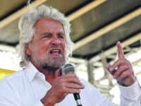 Beppe Grillo rivuole il simbolo. E in Molise? Risiko a 5 stelle