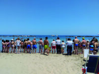 Prima domenica di luglio affollatissima in spiaggia, a giugno + 10% di presenze