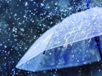 Pioggia e freddo: un primo assaggio d’autunno sta per spegnere l’estate