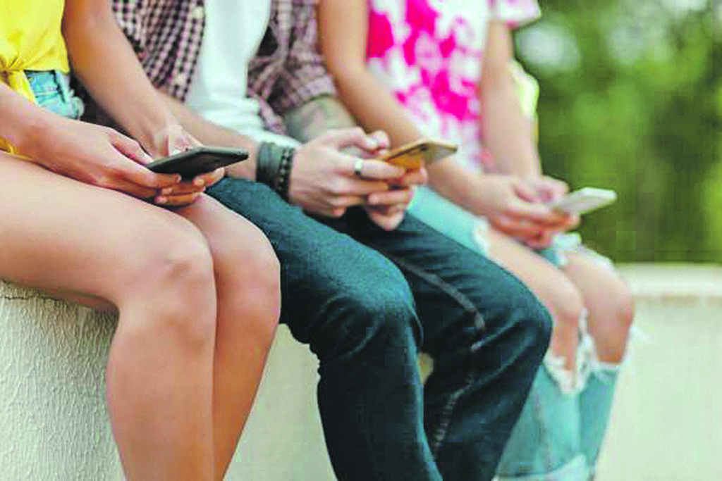 App per la sobrietà diventa incubo: l’allarme dei genitori