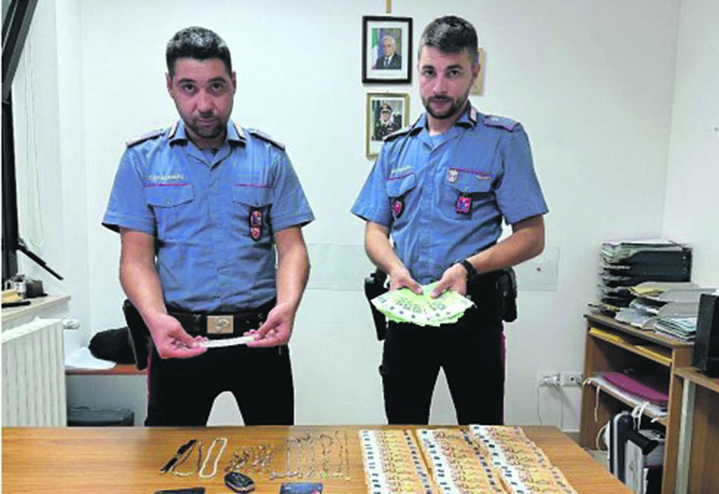 Truffano un’anziana nelle Marche, fermati dai Carabinieri in alto Molise