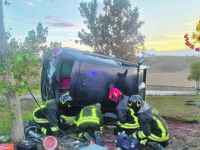 Lutto cittadino in paese per l’ultimo saluto a Ilaria e alla bimba