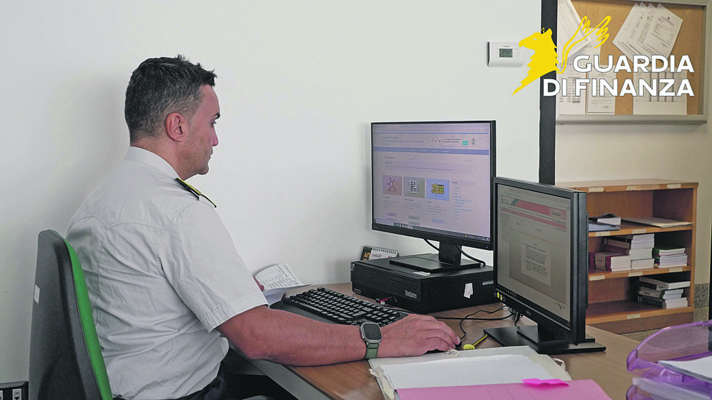 Lavoratrici in nero nel locale, la Finanza ‘stanga’ il gestore