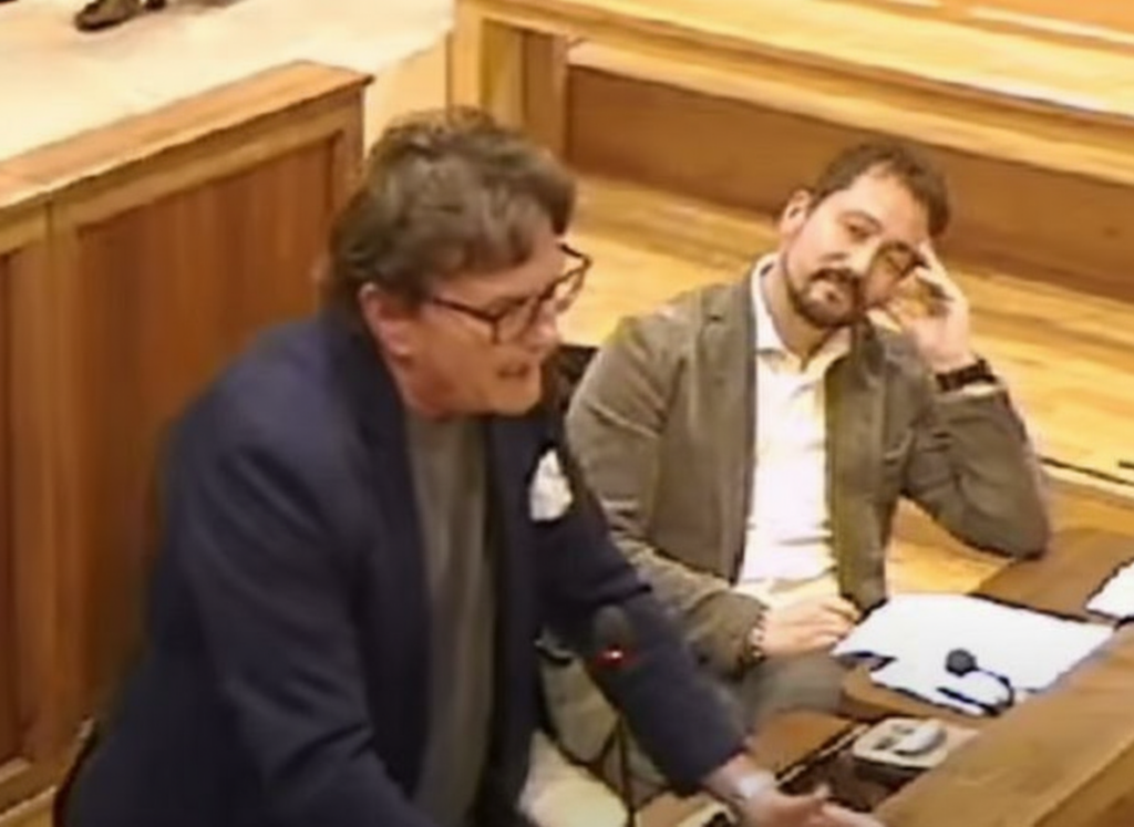 Cittadinanza onoraria a Francesca Albanese, è scontro in aula