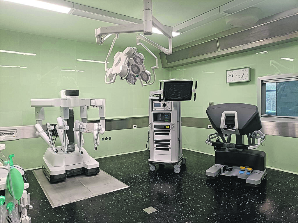 Il robot è al Cardarelli, «svolta per la sanità»