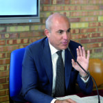 Il rettore non medico sceglie il rigore: «La firma conferma la collaborazione e intraprende una nuova strada»