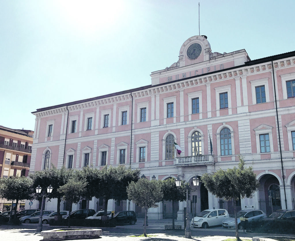 Il capoluogo rende omaggio alle vittime di violenza e transfobia