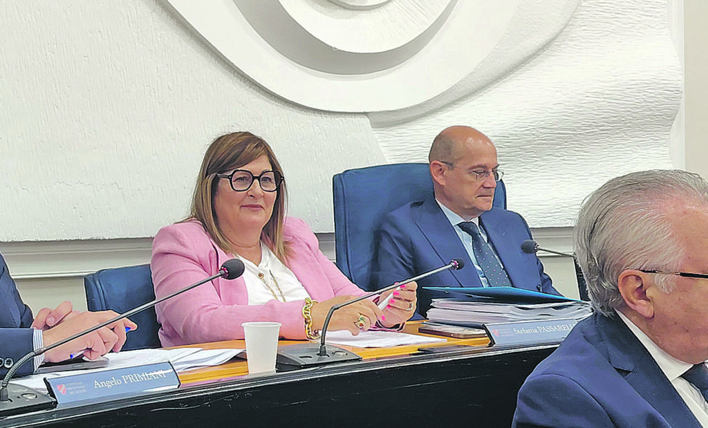 Garante degli anziani, invecchiamento attivo e caregiver: approvate le leggi