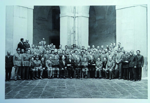 Due epoche a confronto al servizio della comunità, la Prefettura ieri e oggi