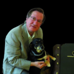 Ventunesimo record per l’uomo che scrive al contrario: e ora il secondo libro “normale”