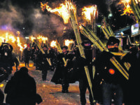 Agnone, la tradizionale 'Ndocciata della vigilia di Natale ©Enrico Barbini