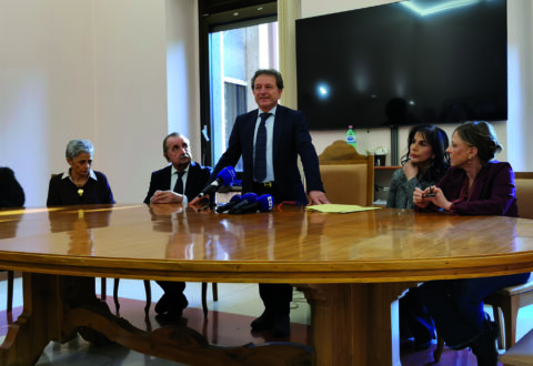 «Sintomi aspecifici e decorso fulminante, ipotesi tossinfezione»