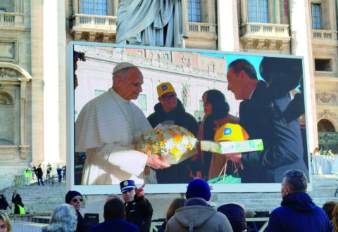 Pace e fratellanza, i fiori dell’Aipd a Roma da Papa Leone XIV