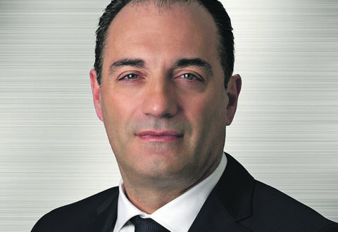 Filosa avvia la revisione del piano sull’elettrico