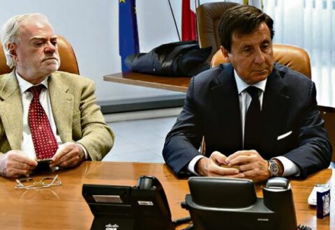 Ultime ore per provare a correggere il piano operativo, prima di Natale confronto decisivo coi tecnici sulla sanità