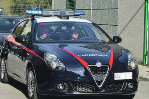 Truffa del finto carabiniere ai danni di un’anziana, in manette due campani