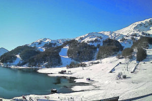 Matese al gelo, sulle piste di Campitello sparano i cannoni