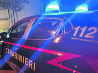 Aggredisce per l’ennesima volta la moglie, arrestato un 40enne